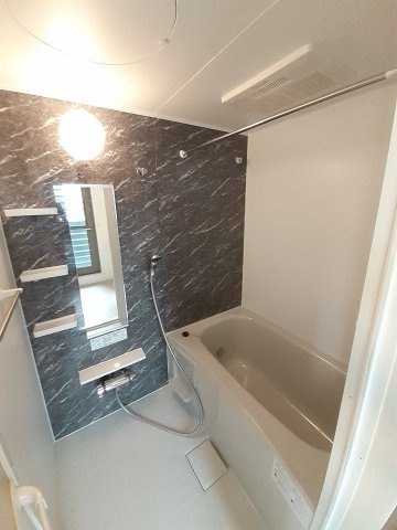 Ｉ・ＶＩＬＬＡＧＥ大手町　Ｃの浴室