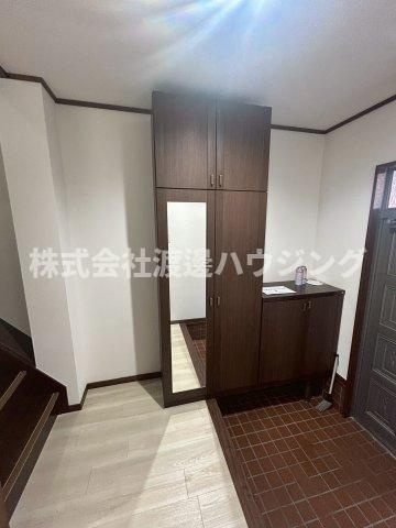 西成区千本南1丁目一戸建の収納|天井高シューズBOX