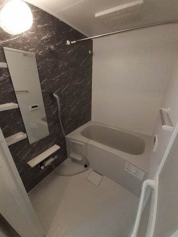 ネオ・クレメント　Ⅱの浴室