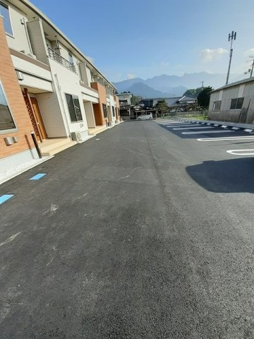 アトレ萩生の駐車場