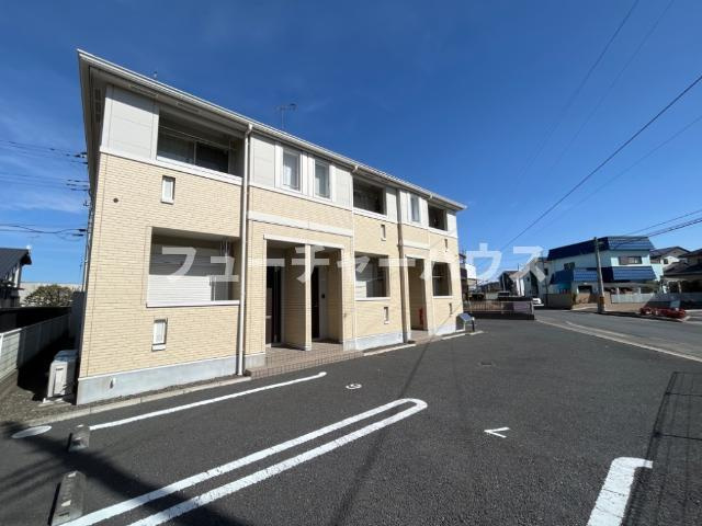 コージーハウスの駐車場