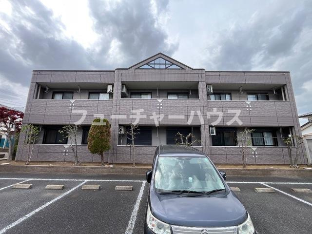 カームプレイス(ＣＡＬＭ　ＰＬＡＣＥ）の駐車場