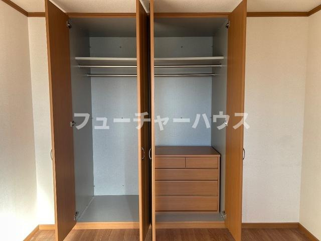 カームプレイス(ＣＡＬＭ　ＰＬＡＣＥ）の収納