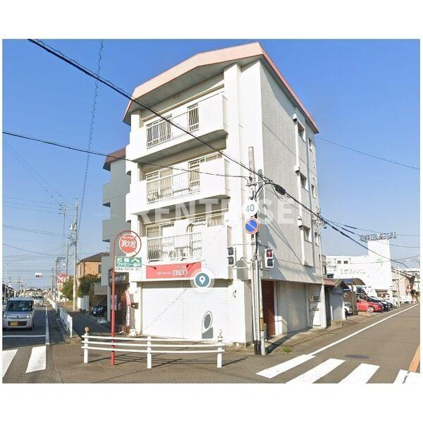 深山マンション