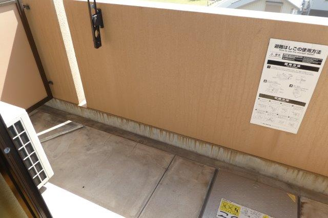 倉敷市阿知１丁目のアパートのバルコニー