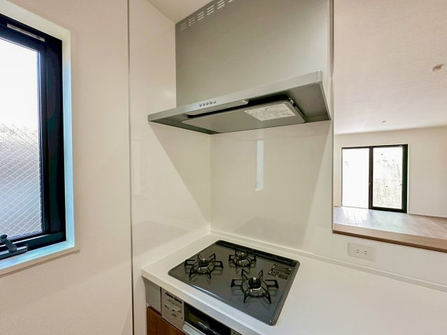 横浜市旭区本宿町3期　№3のキッチン|コンパクトなキッチンで掃除もラクラク