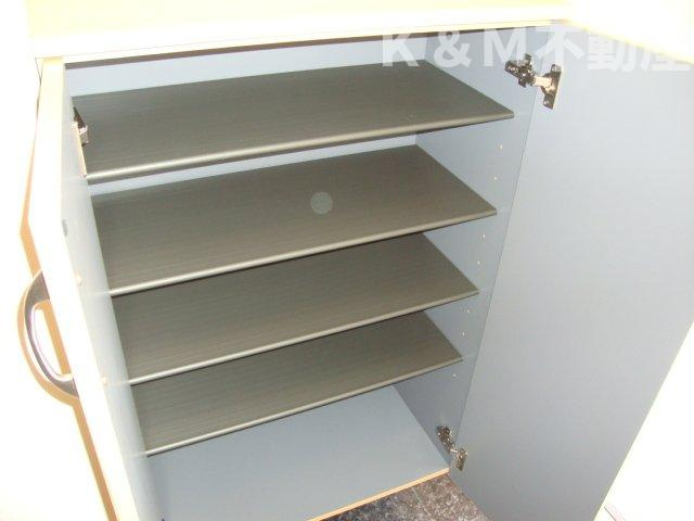 Ｆｅｌｉｃｉａ　ａｍｅｌｌｏｉｄｅｓの収納|便利な収納スペースです