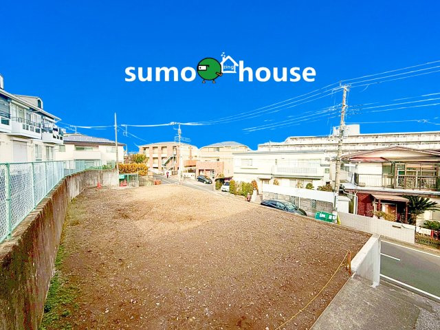 横浜市旭区中希望が丘　2区画の前面道路含む現地写真|前面道路含む現地写真です