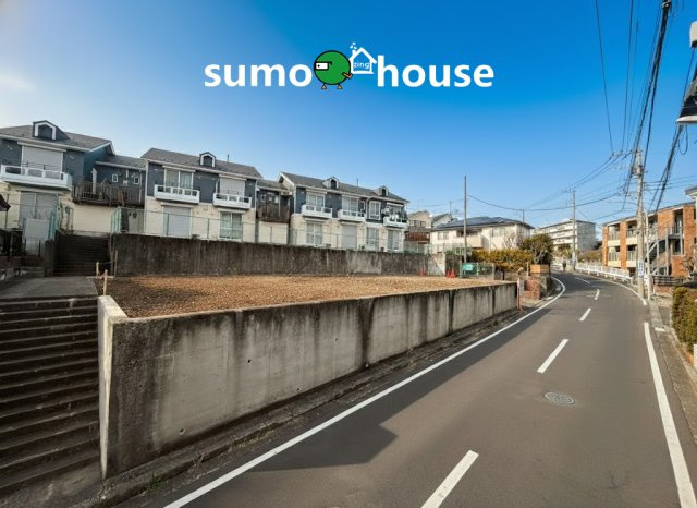 横浜市旭区中希望が丘　2区画の前面道路含む現地写真|前面道路含む現地写真です