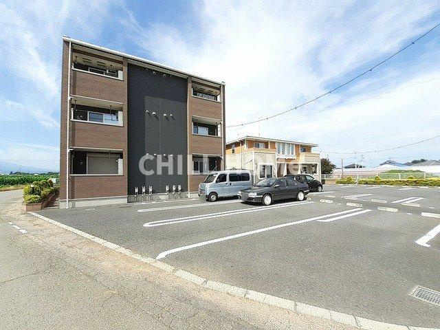 プレッソＡの駐車場|当社、チルホームのHPもご覧ください(^^)/物件情報多数♪