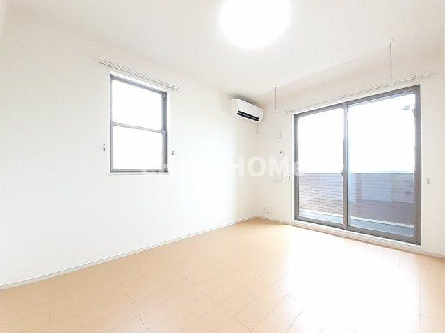 プレッソＡの居間・リビング|当社、チルホームのHPもご覧ください(^^)/物件情報多数♪