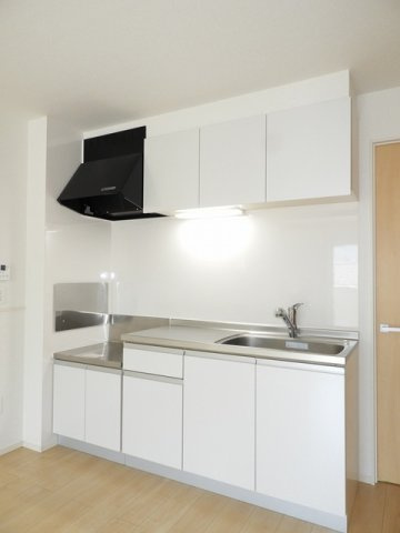 サニーエレガントハウスＢのキッチン|使いやすいキッチンです