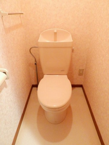 エスポワール吉田のトイレ|コンパクトで使いやすいトイレです