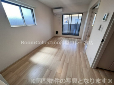 【居間・リビング】 | イ・ラヴィエＢ | ※同型物件の写真となります※