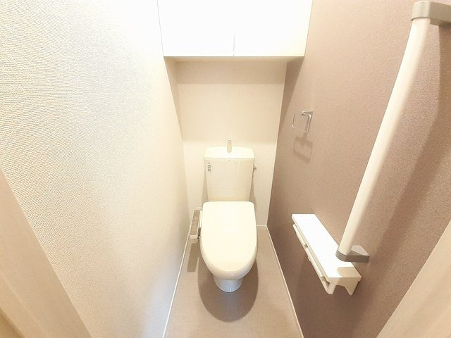 リリア・ヴィレⅡのトイレ|コンパクトで使いやすいトイレです