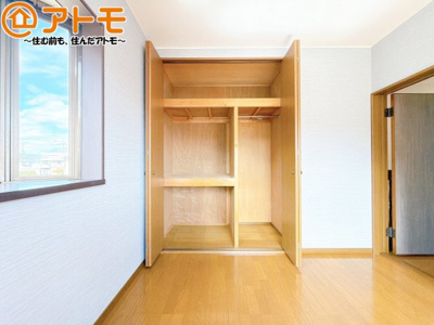 【収納】 | 駿河区青木　中古戸建 | 収納家具を減らせる容量の大きなクローゼット♪