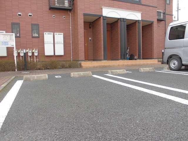 チェルシーテラスⅠの駐車場|駐車場があります