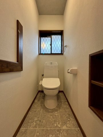 四日市市釆女町 中古戸建のトイレ