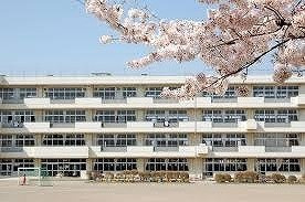 【周辺】 | ヴィラ・グリシ－ヌⅠ | 上柴西小学校まで700m