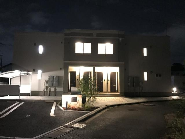 エターナルの外観|外観写真（夜）