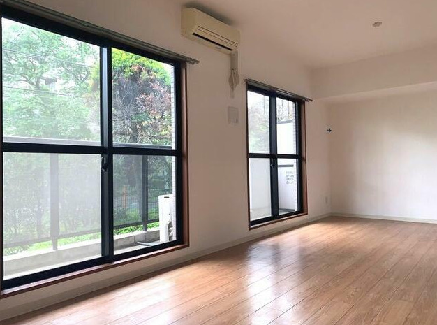 フィール天神町2号館の居間・リビング