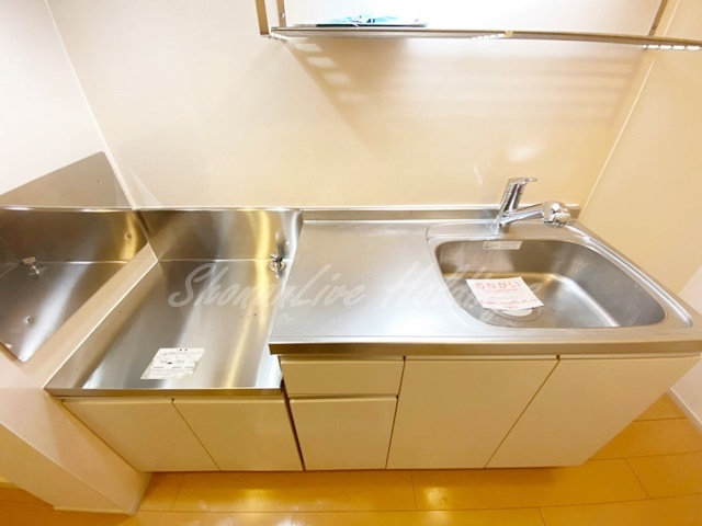 藤沢市辻堂新町３丁目のアパートのキッチン