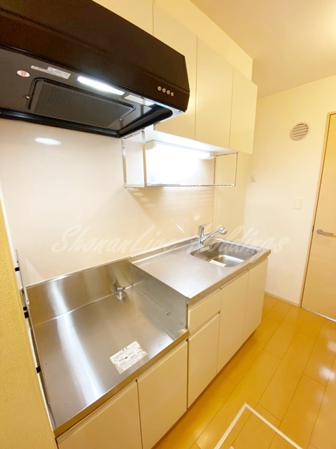 藤沢市辻堂新町３丁目のアパートのキッチン