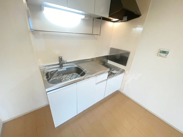 藤沢市辻堂新町３丁目のアパートのキッチン