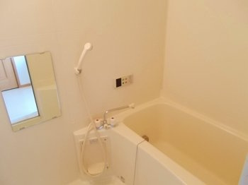 【浴室】 | グランデ・カーサ | 日々の疲れを癒すお風呂付です