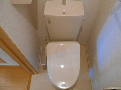 【トイレ】 | ペール・メゾンＢ | 落ち着いたトイレです
