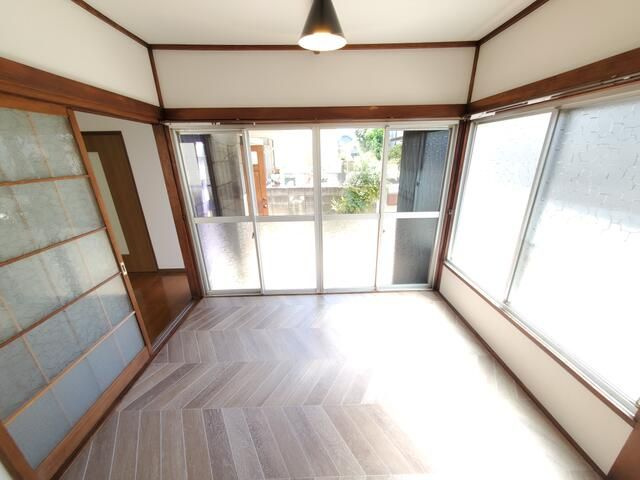 府中市天神町貸家の洋室