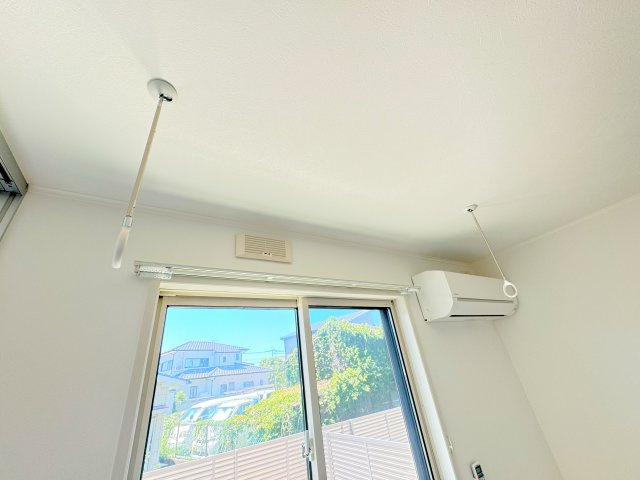 ルアナテラスの設備|室内物干し機　他号室の写真の為異なる場合は、現況優先とします。