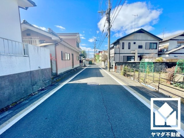 伏見区日野谷寺町の前面道路含む現地写真