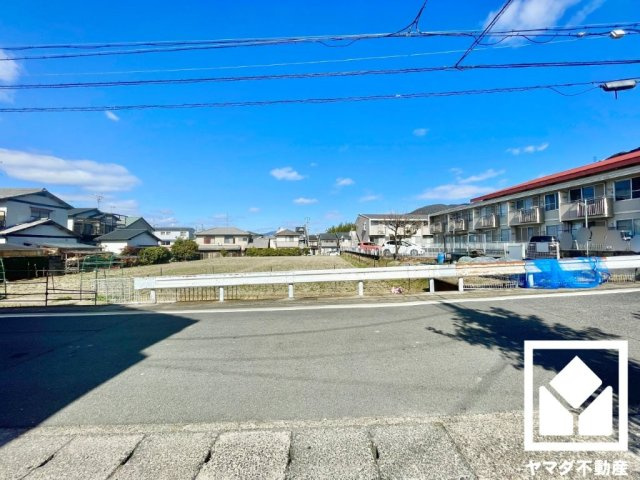 伏見区日野谷寺町の前面道路含む現地写真