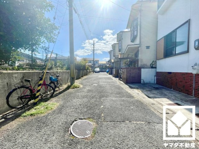 伏見区日野谷寺町の前面道路含む現地写真
