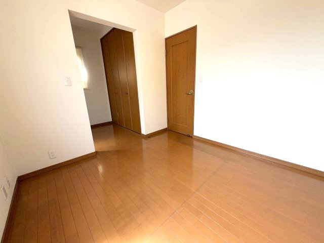 【洋室】 | 重住一丁目　戸建