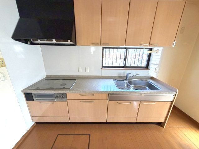 重住一丁目　戸建のキッチン