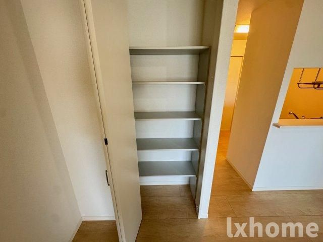 茨木シャーメゾン五日市の収納