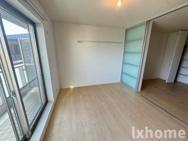 茨木シャーメゾン五日市の洋室