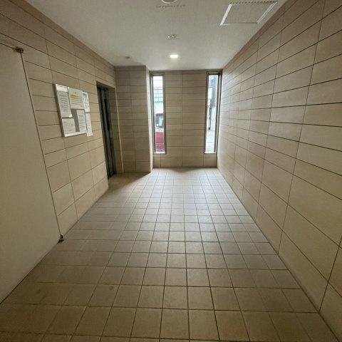 サンヴェール中央のロビー