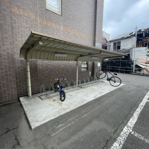 サンヴェール中央の駐車場