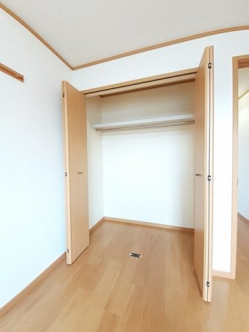モーント　シャイン　Ｂの収納|大きなスペースがあり、収納には困りません