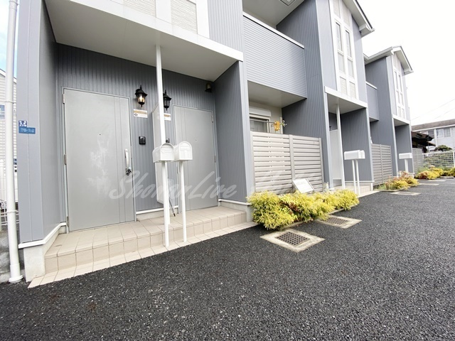 藤沢市辻堂元町３丁目のアパートのエントランス|毎日通るエントランスはこのようになっています
