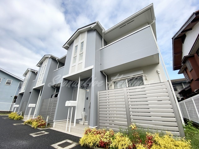 藤沢市辻堂元町３丁目のアパートの外観