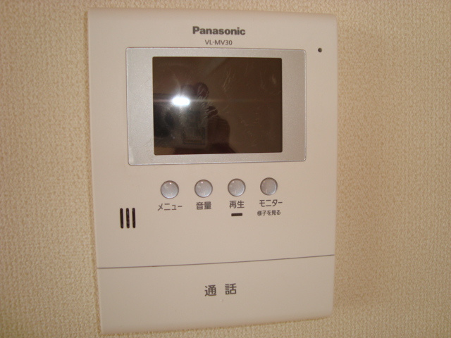 リリーガーデンの内装|カメラ付インターホン