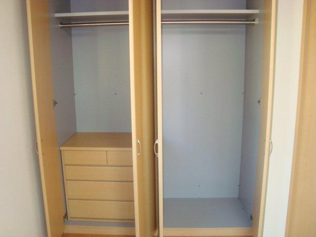 リリーガーデンの収納|クローゼット