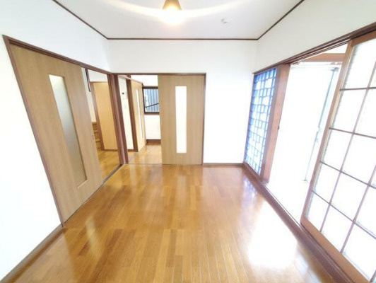 府中市天神町貸家の寝室