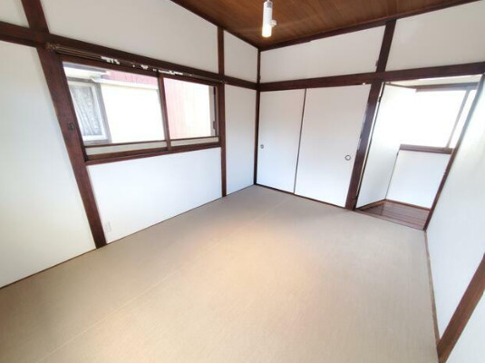 府中市天神町貸家の洋室