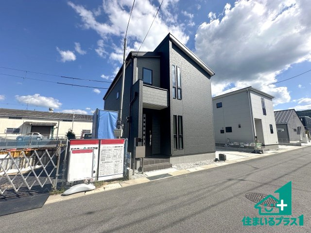 ●31(土)1(日)3(祝)現地案内可能！　桜井市外山　全2邸の外観|お客様に長く安心して住んでいだだける事にこだわった家づくり！住んでからのアフターサービスにもしっかりと取り組んでいます！
