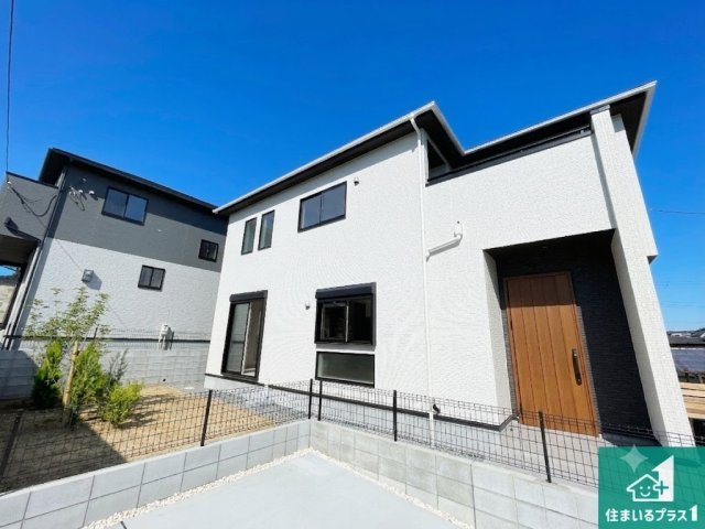 1(土)2(日)現地説明会　奈良市学園朝日元町　の外観|安心の10年保証！外観を美しく保ち、雨水で汚れを落とします！気になることがありましたら、お気軽にお問い合わせください！